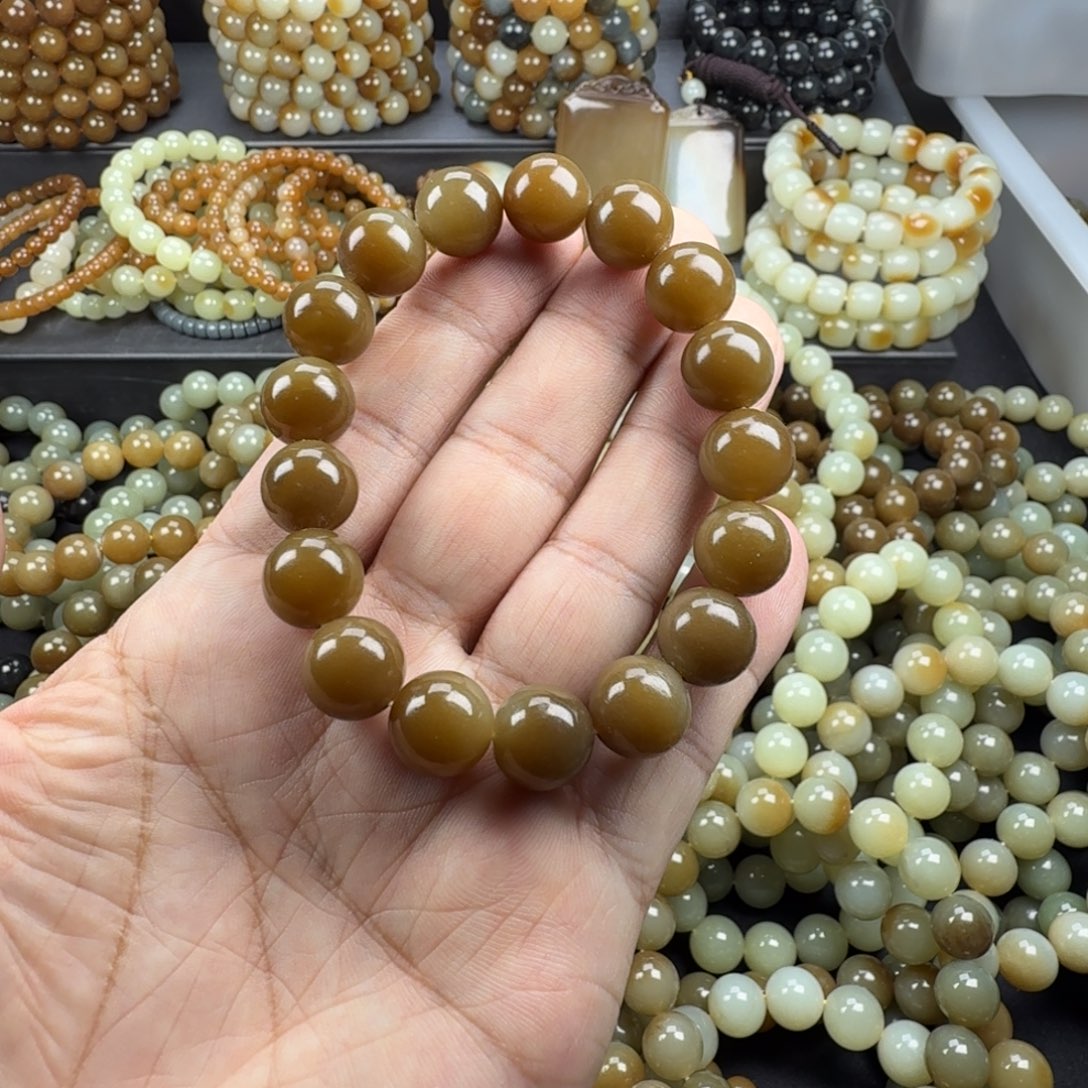 中***n和田玉未镶嵌手链