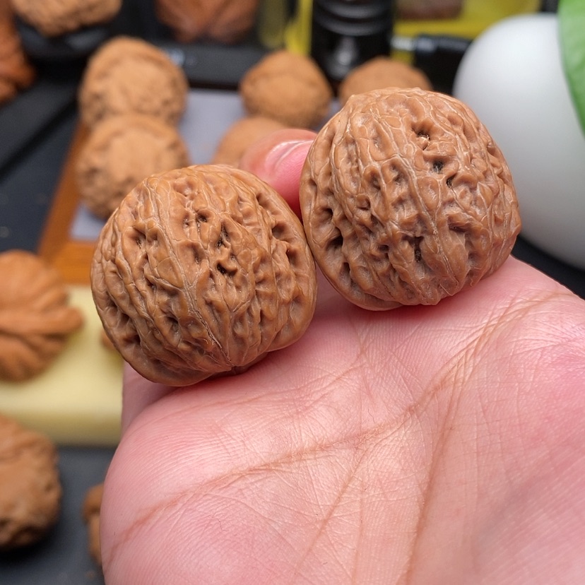 【闪购商品】文玩核桃把件 铁锤全品32