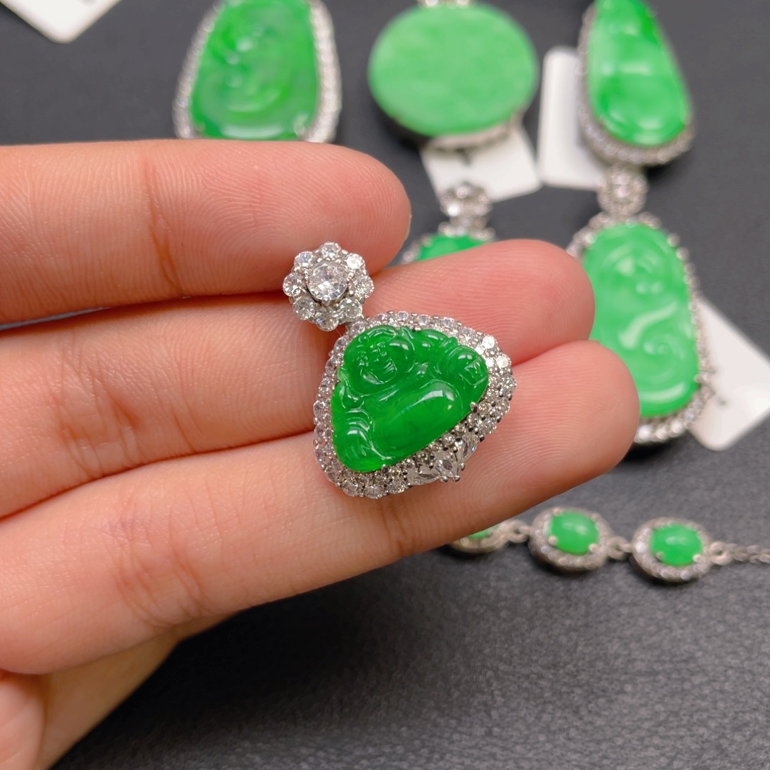 翡翠银S925镶嵌颈饰