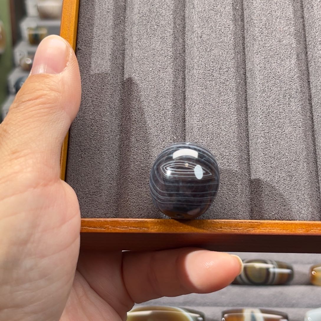 你***步玛瑙/玉髓合金颈饰