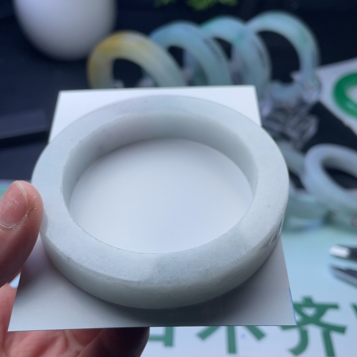 定制翡翠翡翠手镯未镶嵌57.59