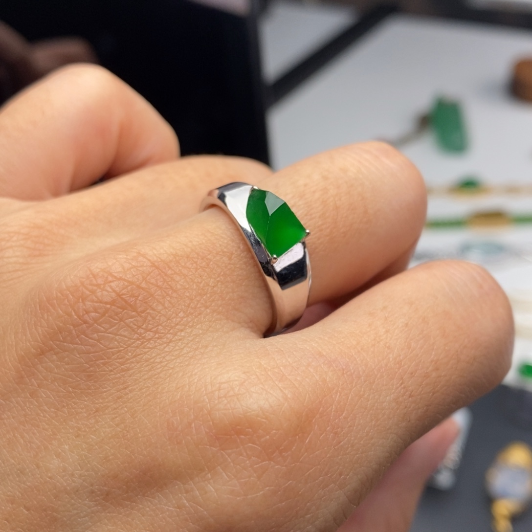 定制翡翠18K金镶嵌  戒指