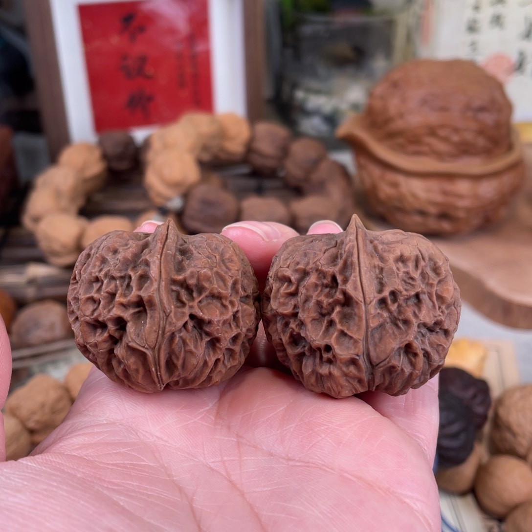 文玩核桃把件玲珑绣球37尺