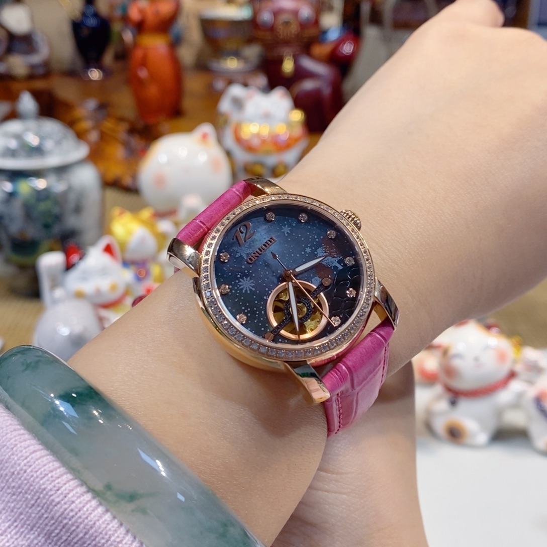 精钢小牛皮（革）精钢石英机芯