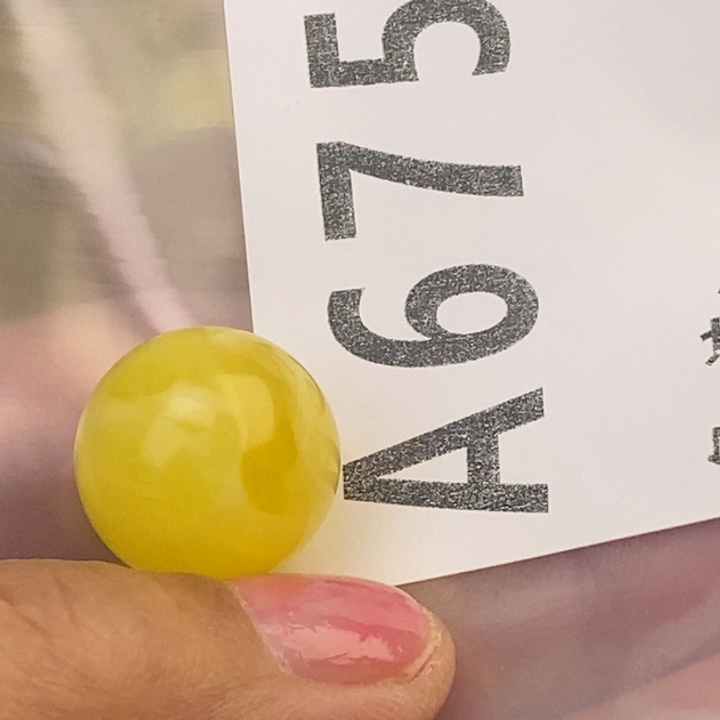 L****琥珀未镶嵌裸石微瑕18.1