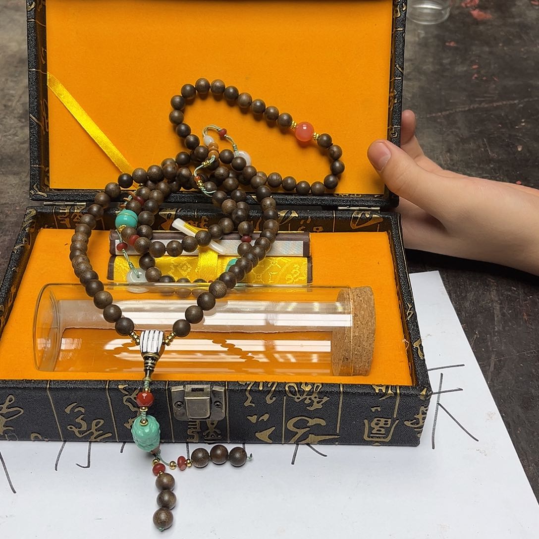 大叶紫檀（黑酸枝木类）