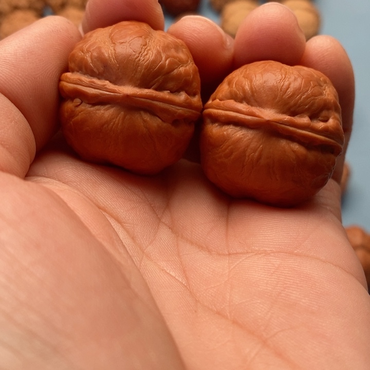 文玩核桃把件文玩精品手捻水晶蛤蟆元