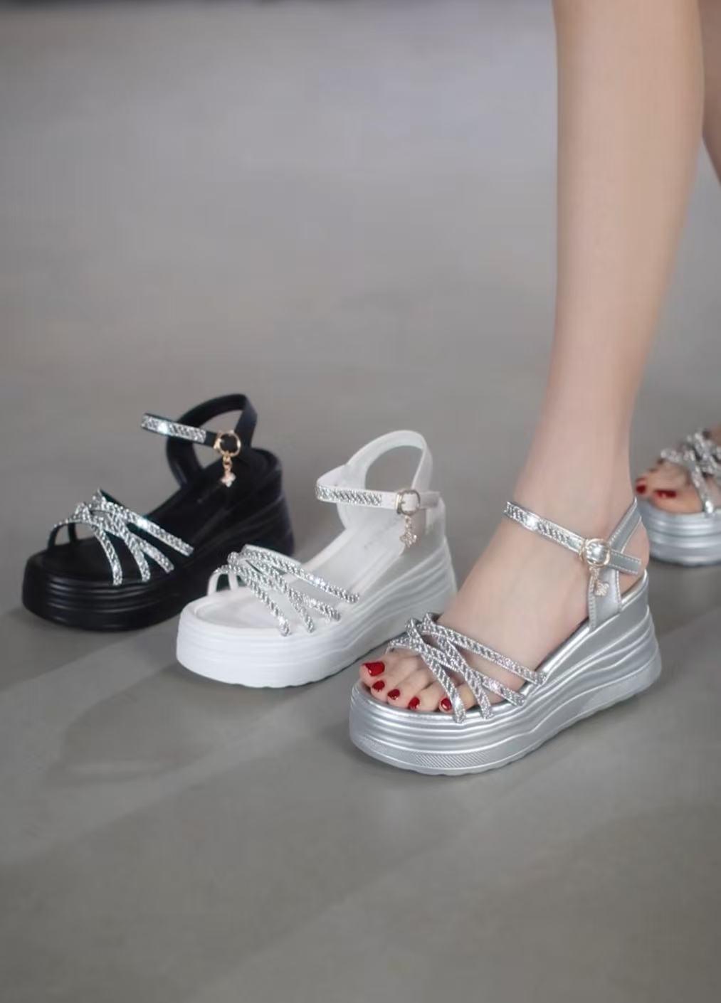 坡跟凉鞋女2025夏季新款松糕鞋韩版百搭高跟厚底防水台罗马鞋子潮