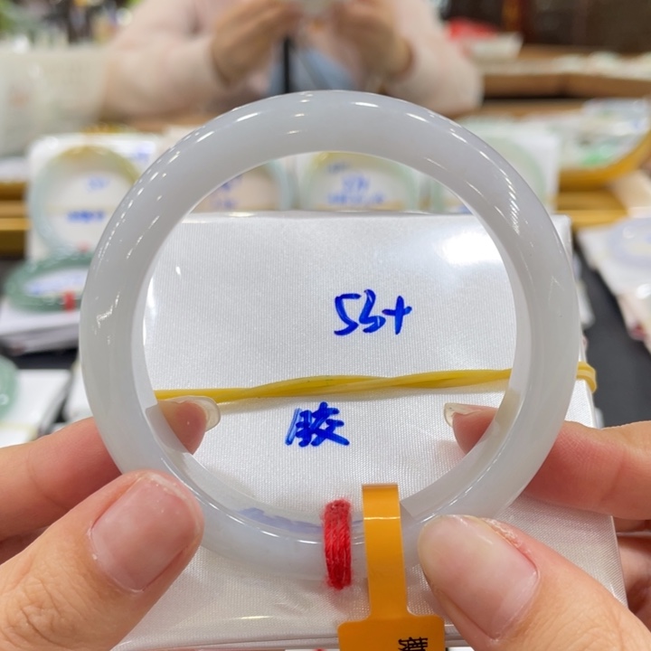 翡翠未镶嵌手镯翡翠