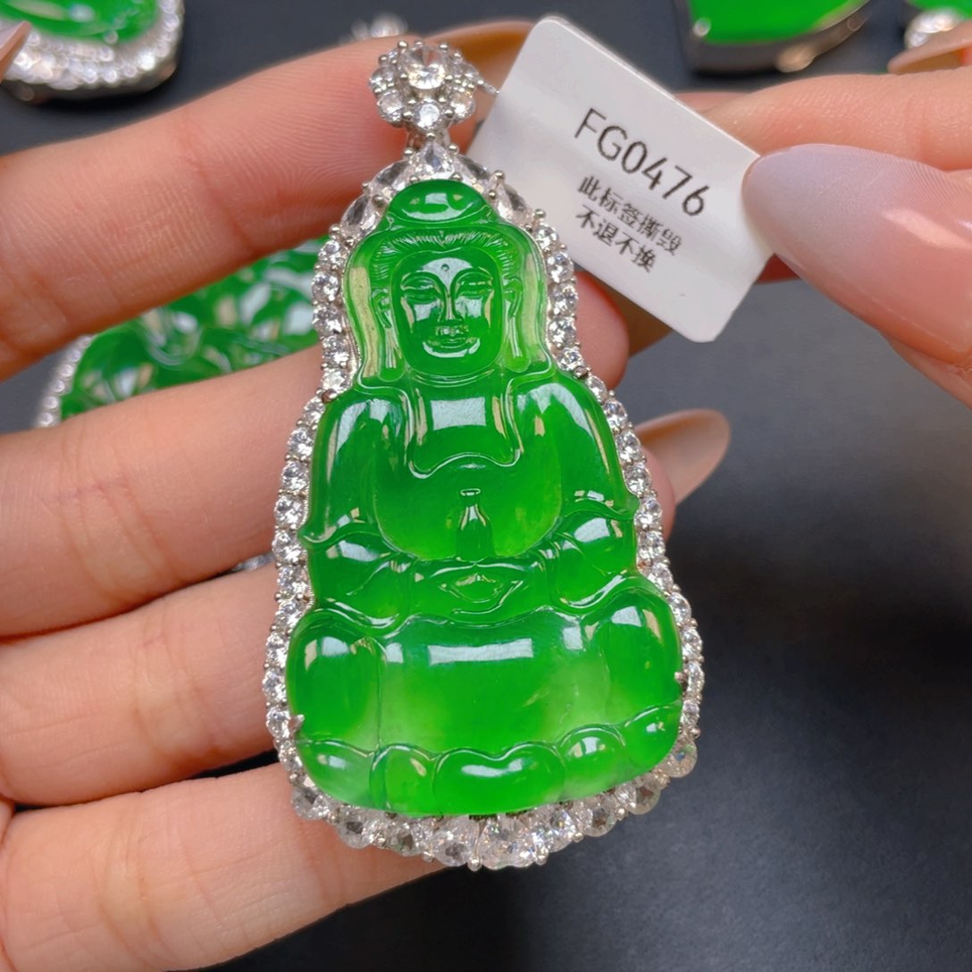 【闪购商品】颈饰银S925镶嵌翡翠翡翠