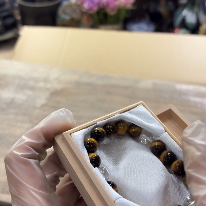 未***来陶瓷古美术置物摆件