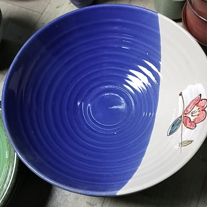 盘瓷片陶瓷杯盘壶碗都有