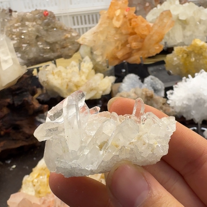 珠宝半成品水晶未镶嵌