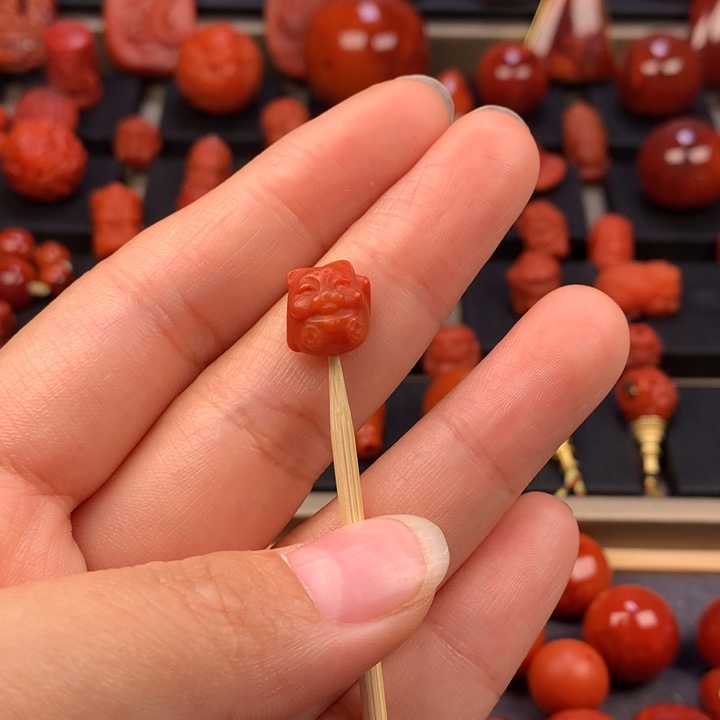 南红玛瑙未镶嵌招财猫9MM+