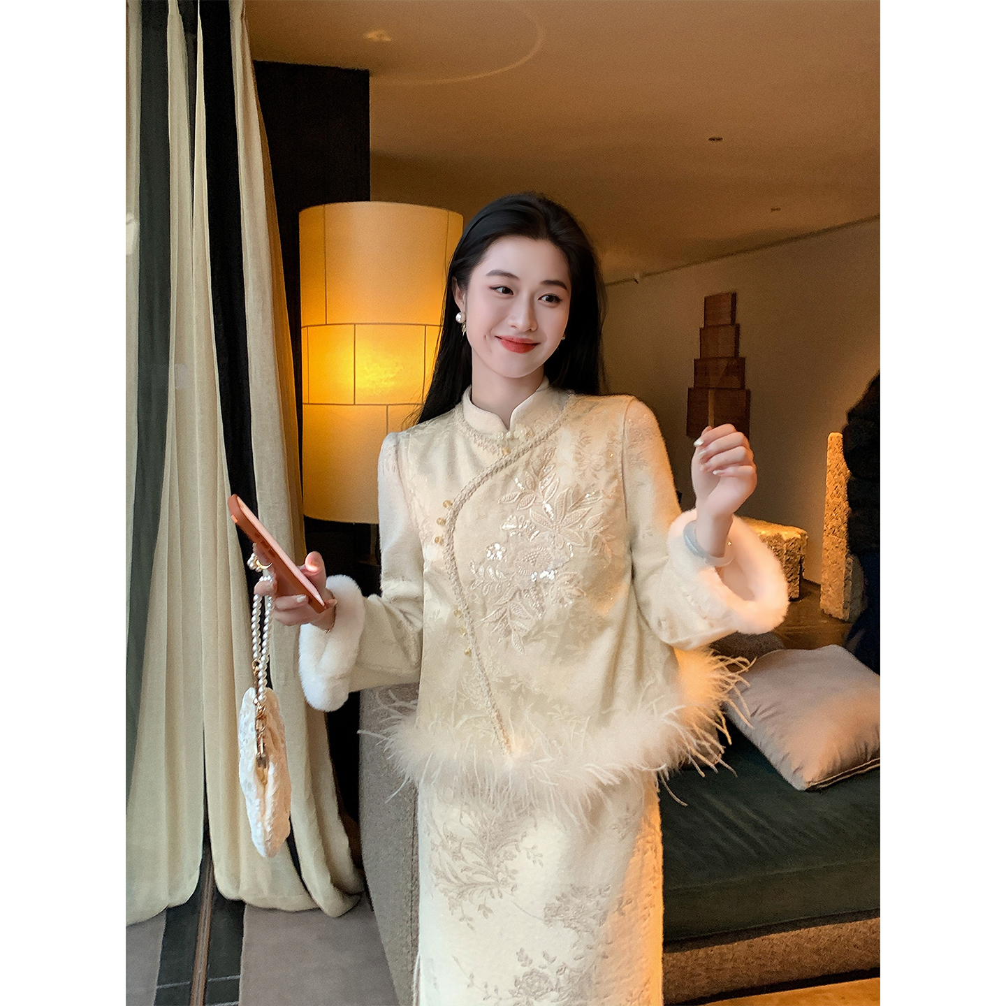 凌茜恣禾【如霜】国风新中式绣花马甲秋冬拼接毛毛保暖百搭外搭背心