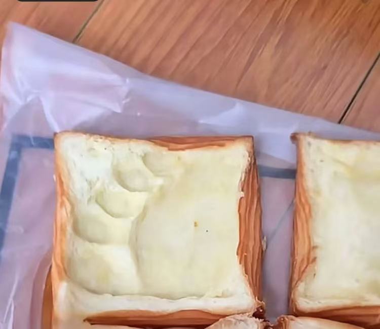 来来定制创意搞怪脚掌玩具可替换成丝丝或nk