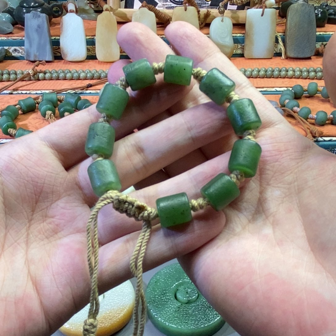 和田玉颈饰未镶嵌雪*