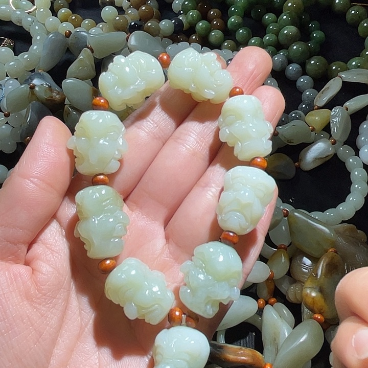 未镶嵌手链和田玉