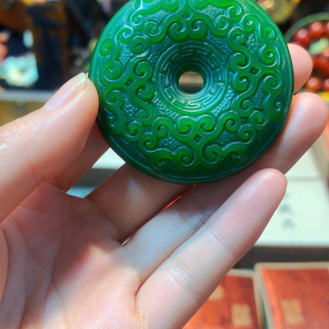 和田玉（碧玉）颈饰未镶嵌