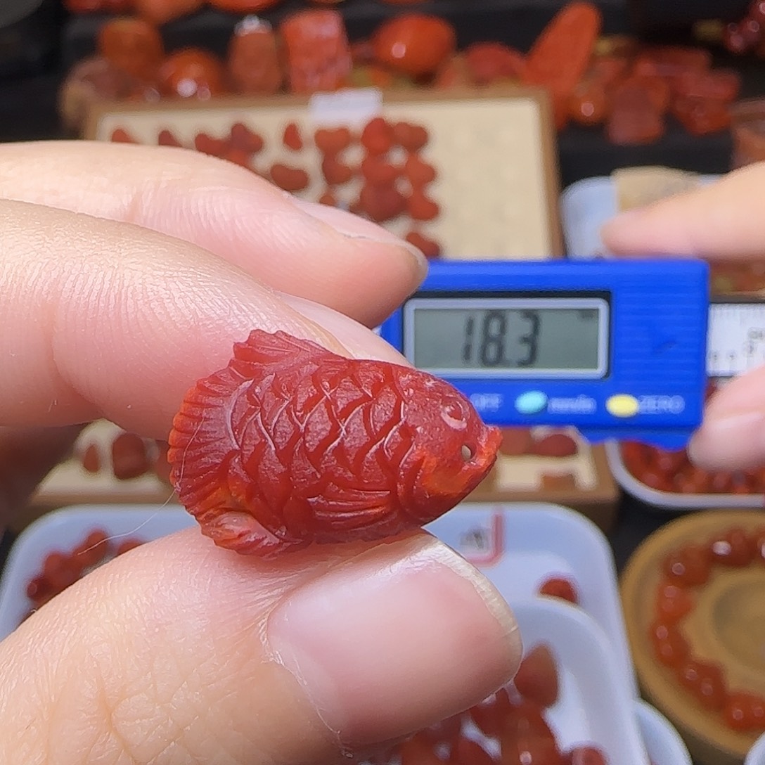 南红玛瑙未镶嵌颈饰