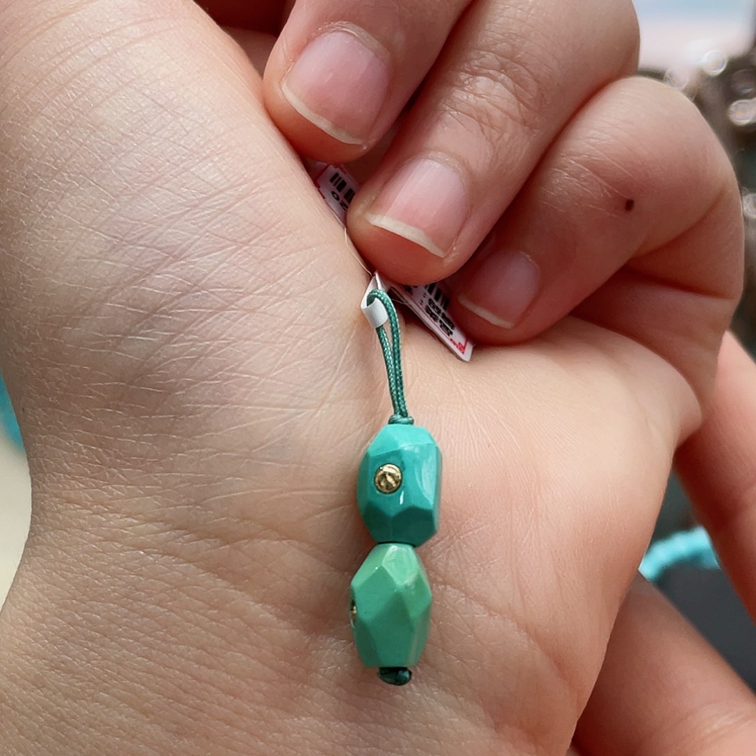 绿松石颈饰未镶嵌