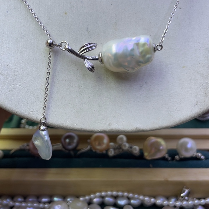 淡水珍珠项链合金