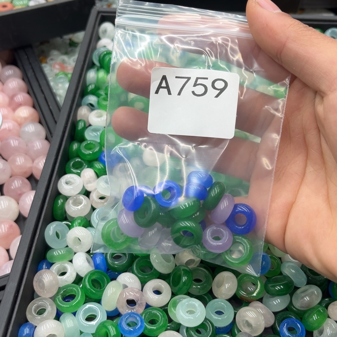 辣***辣玛瑙/玉髓合金颈饰