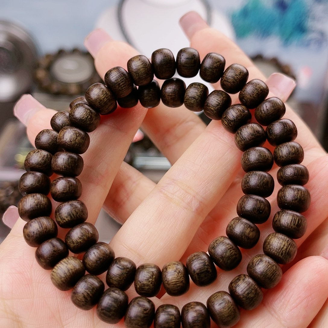 沉香手串越南芽庄老白棋玉化古董窖藏老料0.8算盘珠