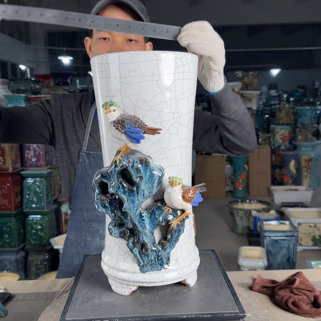 一风堂石湾花盆。小气孔