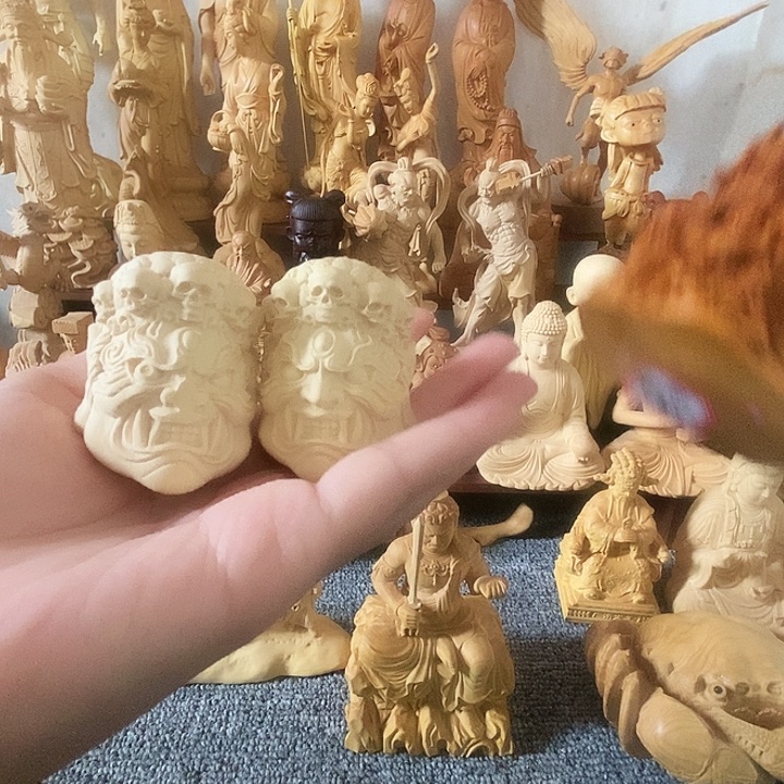 黄杨木黄杨木瑕疵不动明王