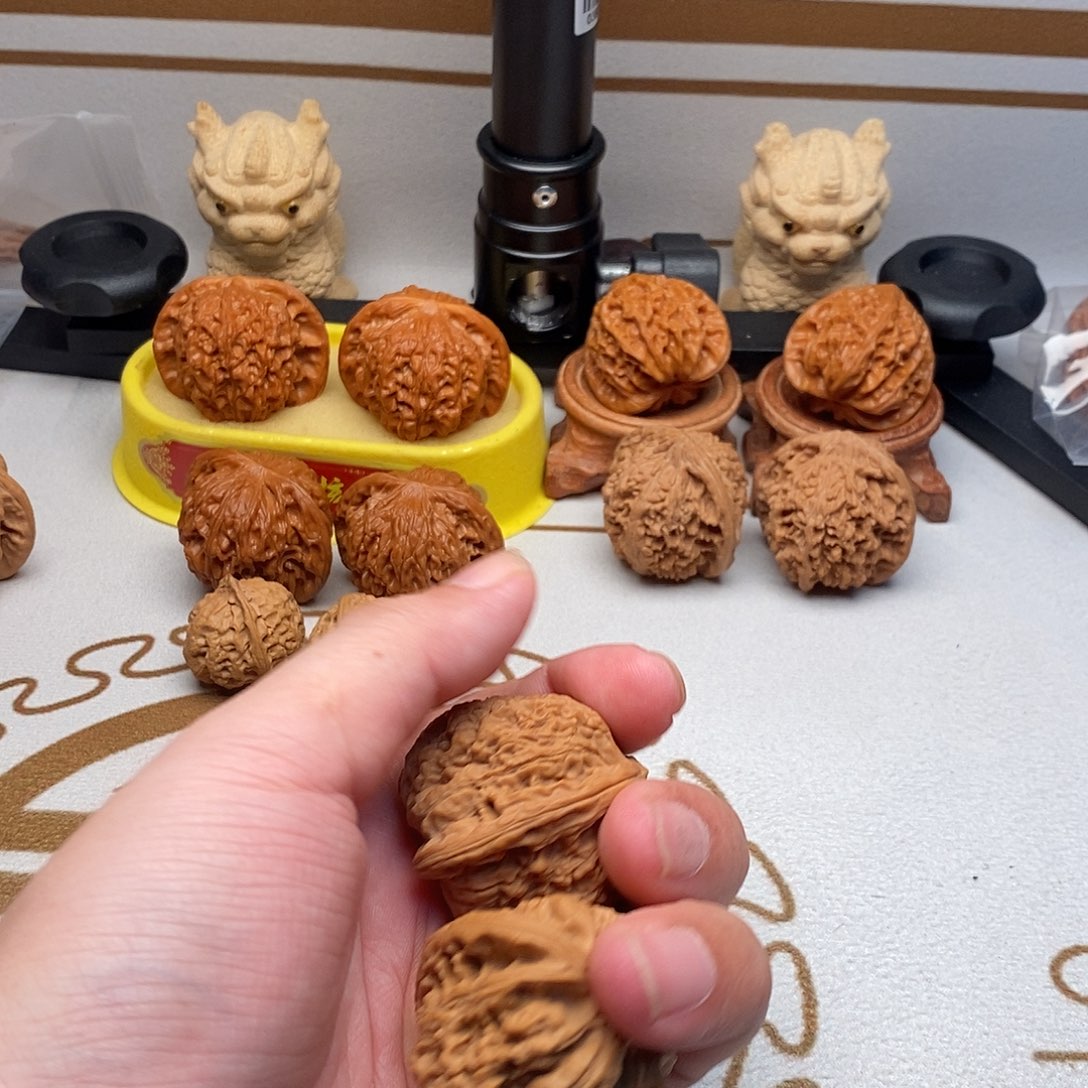 我***珺文玩核桃把件精品核桃