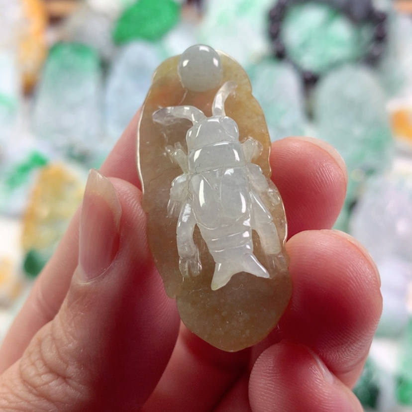 【闪购商品】翡翠未镶嵌吊坠(不含链)