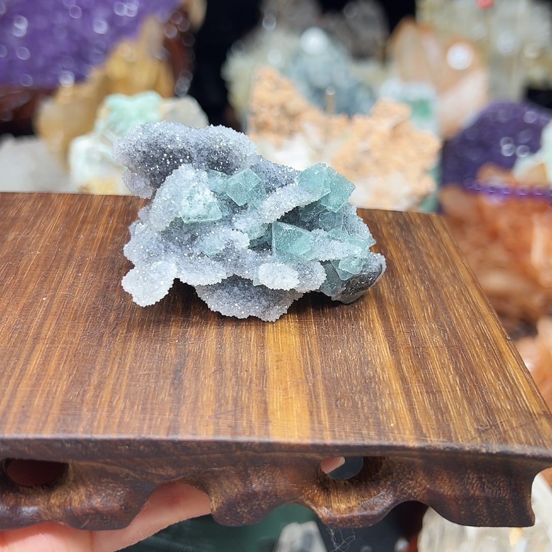 水晶未镶嵌珠宝半成品