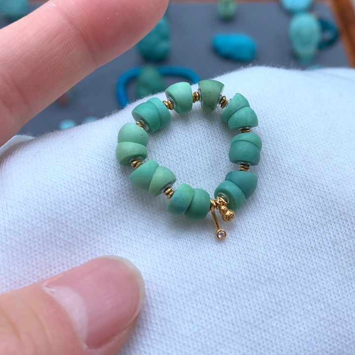 绿松石绿松石配饰未镶嵌