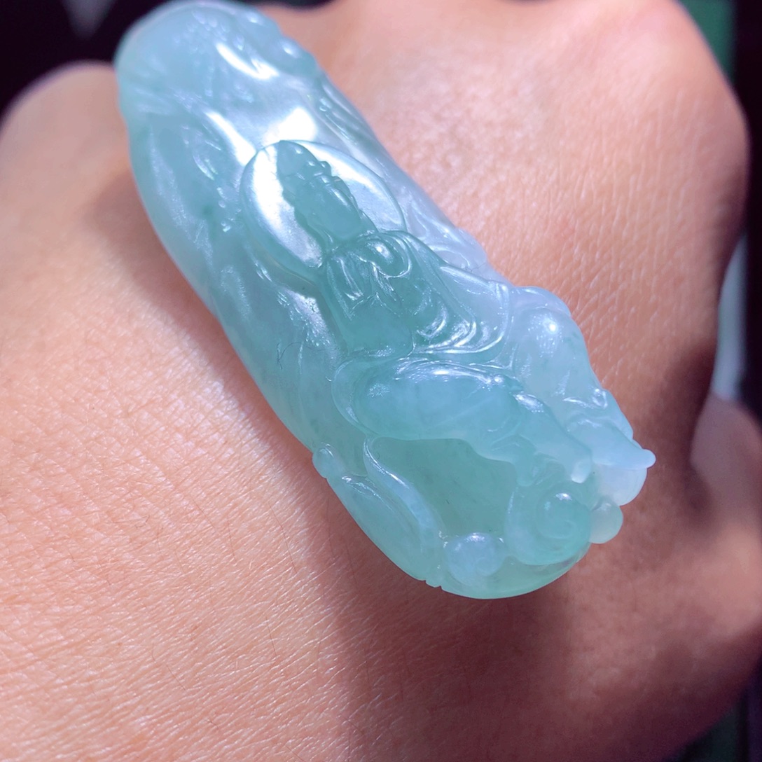 沧***笑定制翡翠未镶嵌天然翡翠A货毛货挂件