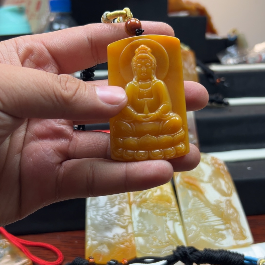 石英质玉（黄龙玉）未镶嵌hly