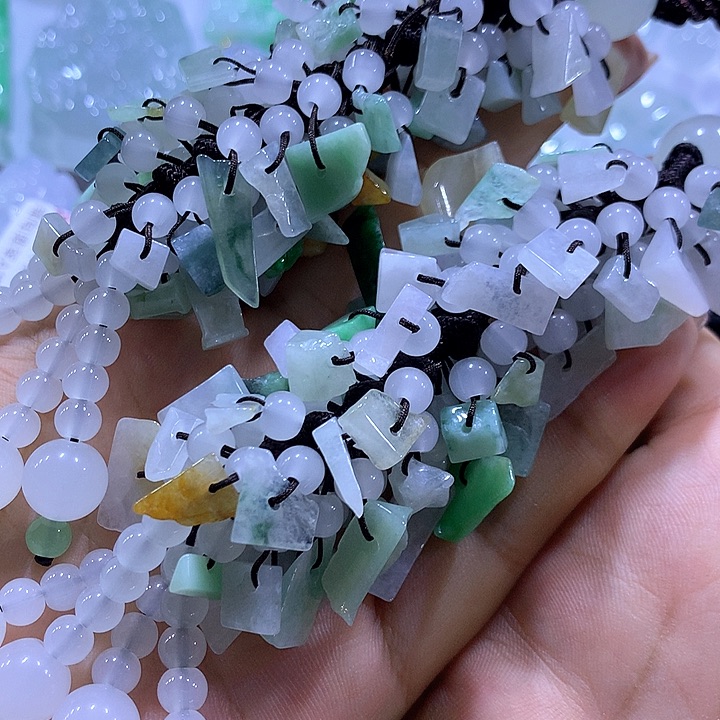 翡翠未镶嵌颈饰天然翡翠A货车挂多样性发货发其一