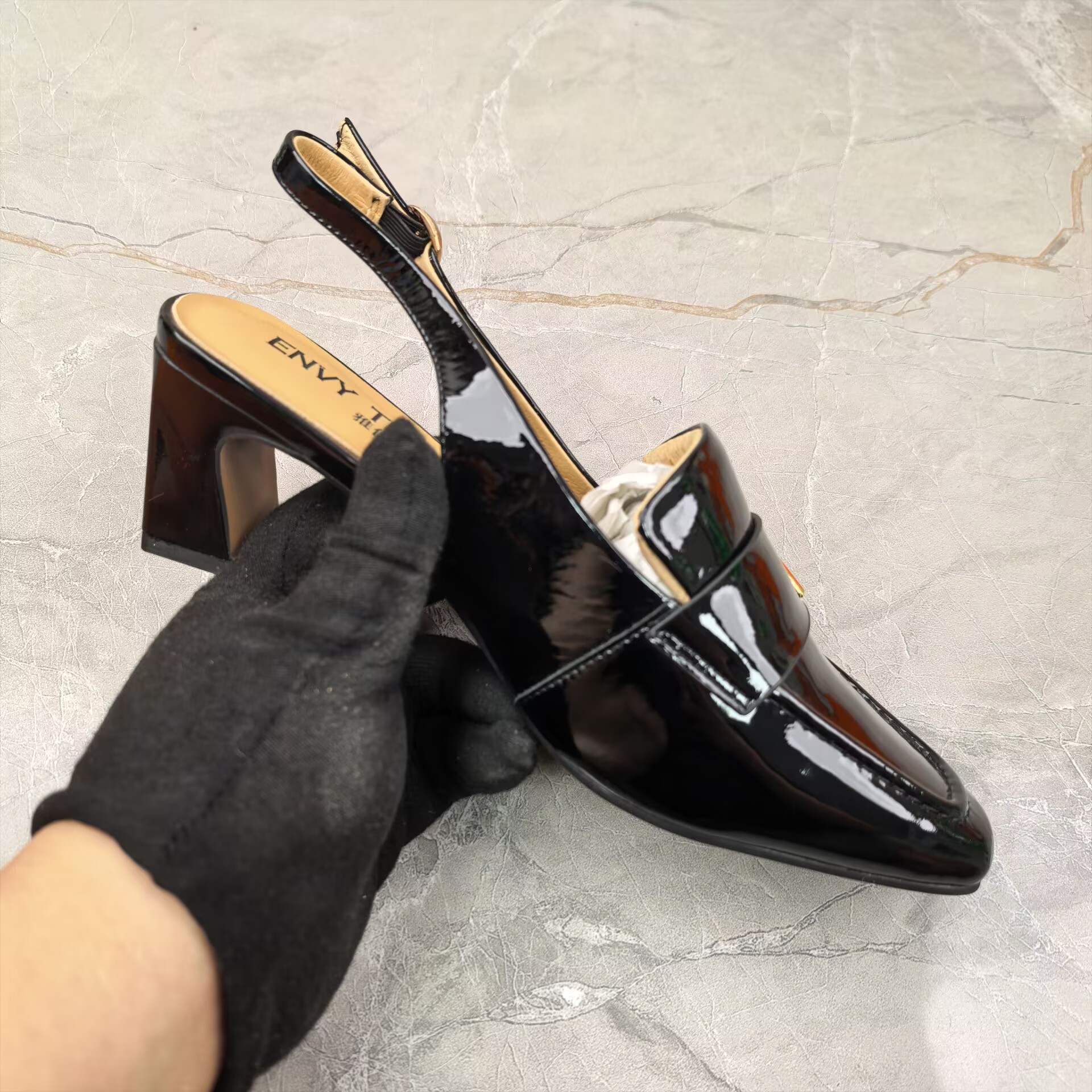 凉鞋女 32096(牛皮) （孤品）a区37码