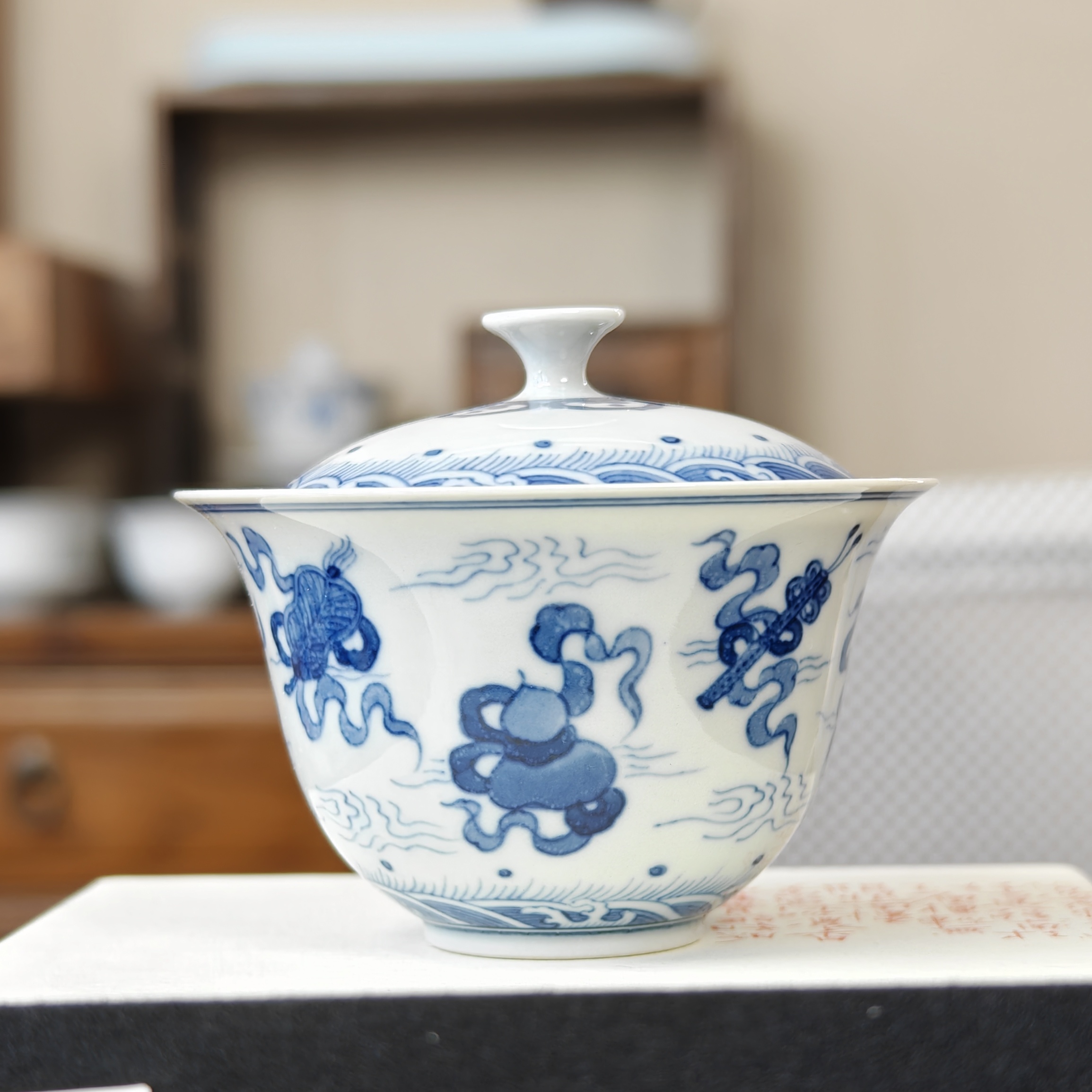 景德镇手绘青花瓷 115ml 八宝法器两才盖碗吉祥寓意平安顺遂