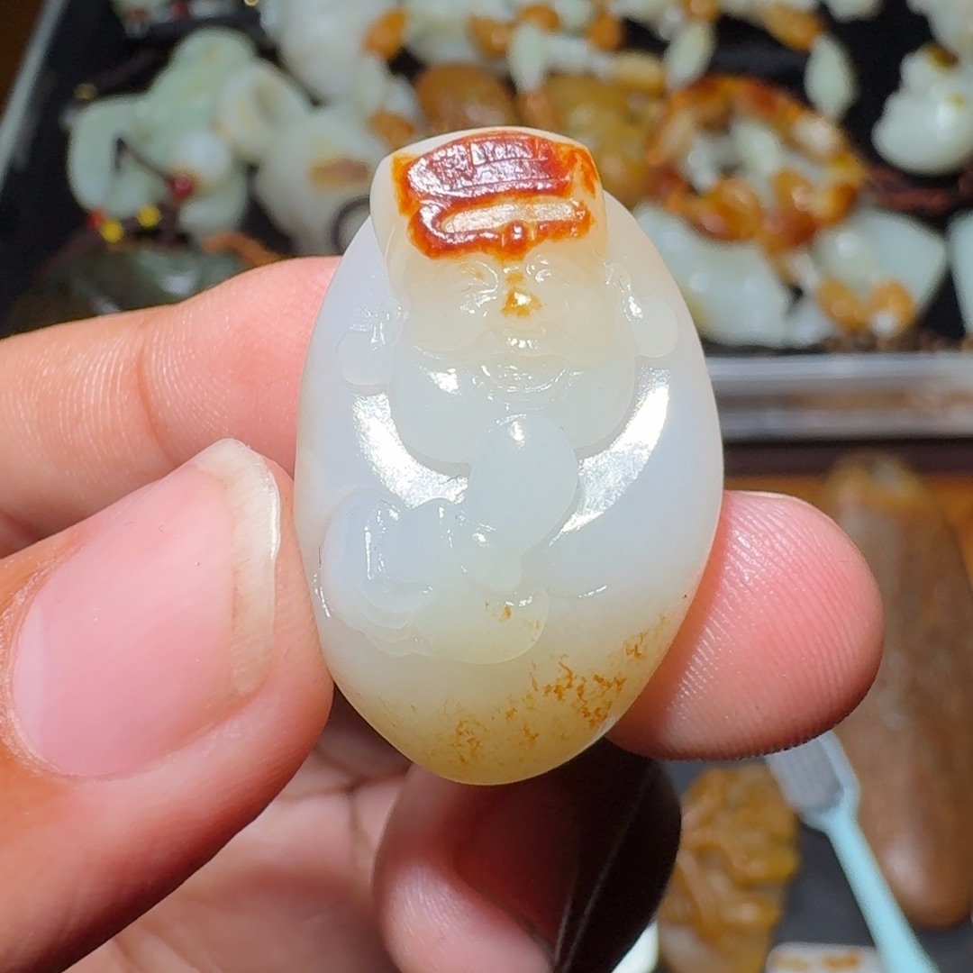 和田玉颈饰未镶嵌