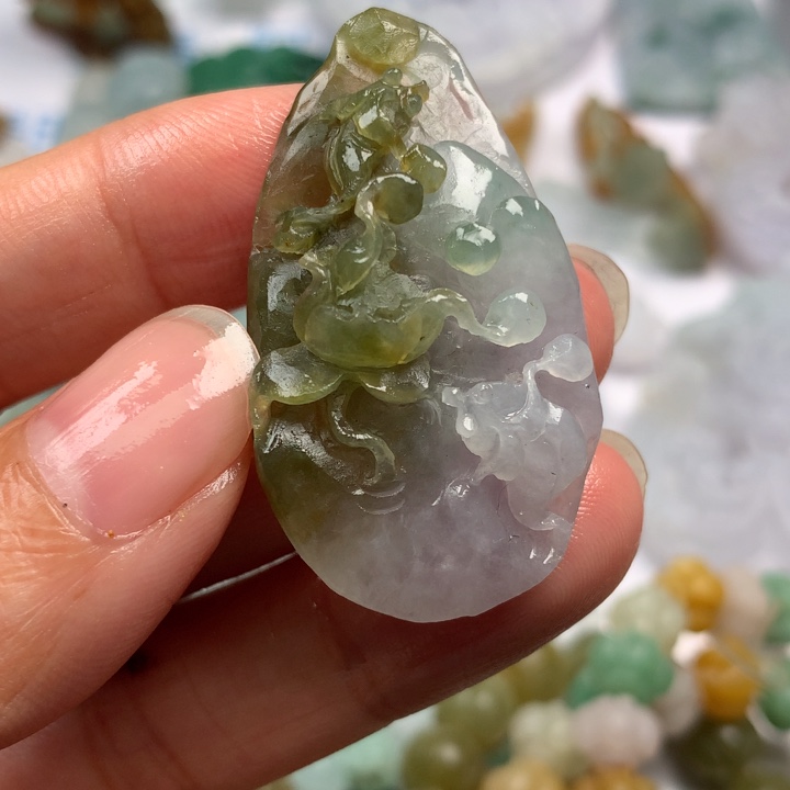 定制翡翠未镶嵌翡翠