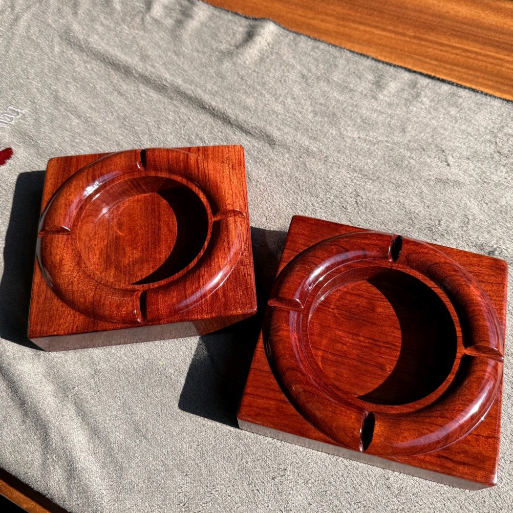 烟具类 16*16*4.5