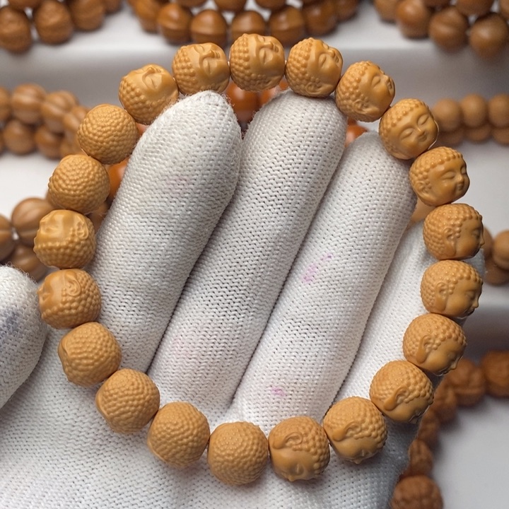 吊坠猴头核桃柒**?猴头