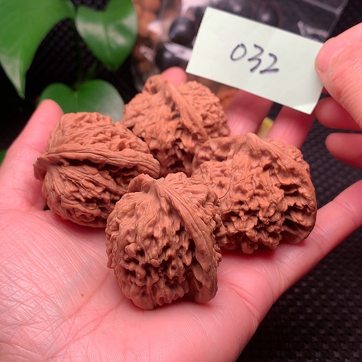 【闪购商品】把件文玩核桃吃****点核桃2对032