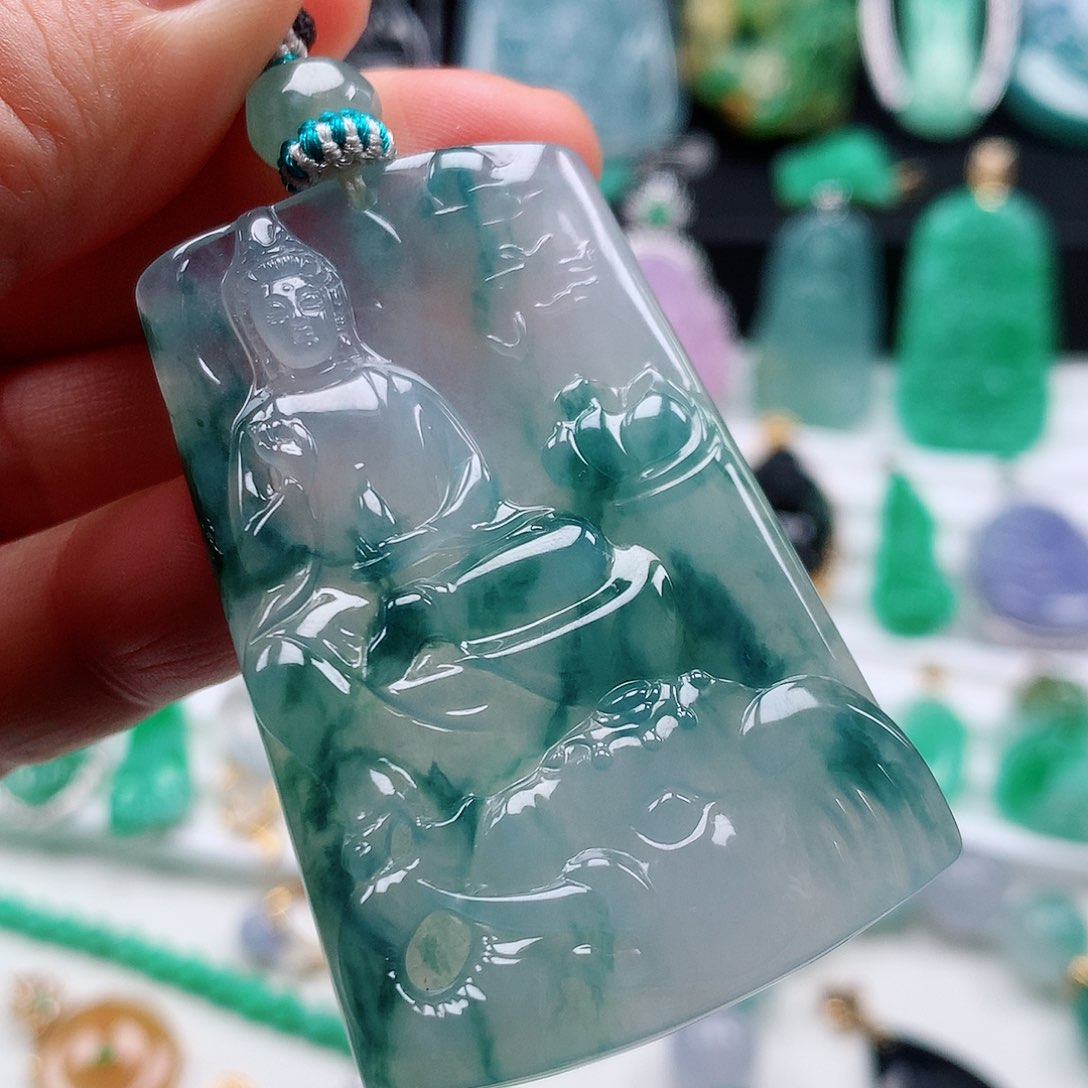 翡翠颈饰未镶嵌普贤