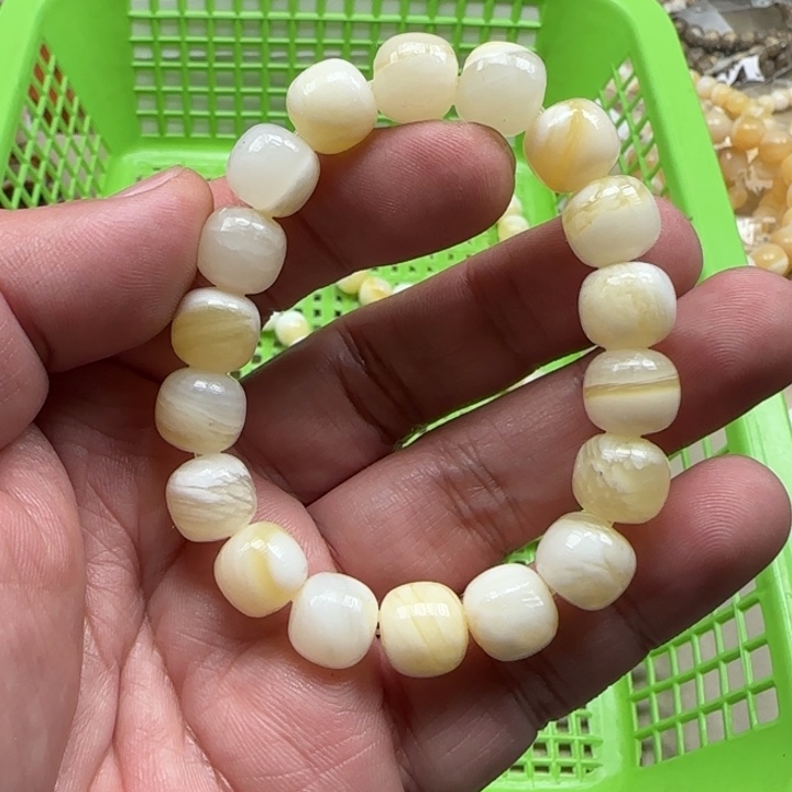 白玉菩提吊坠白色8958