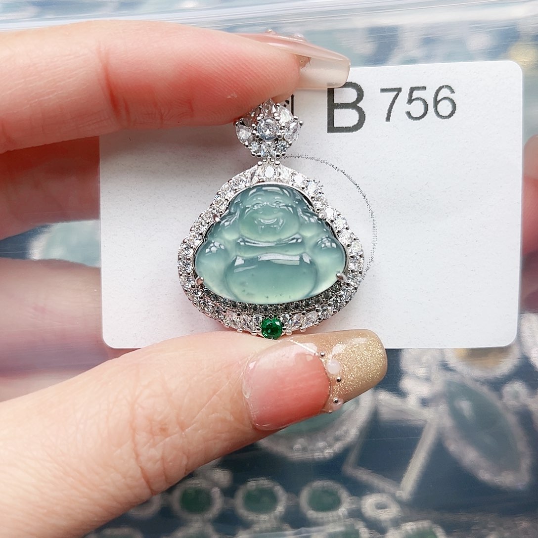 翡翠颈饰未镶嵌翡翠756