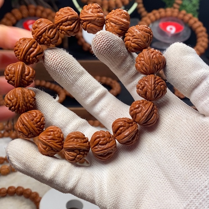 桃核吊坠二*秦岭龙纹