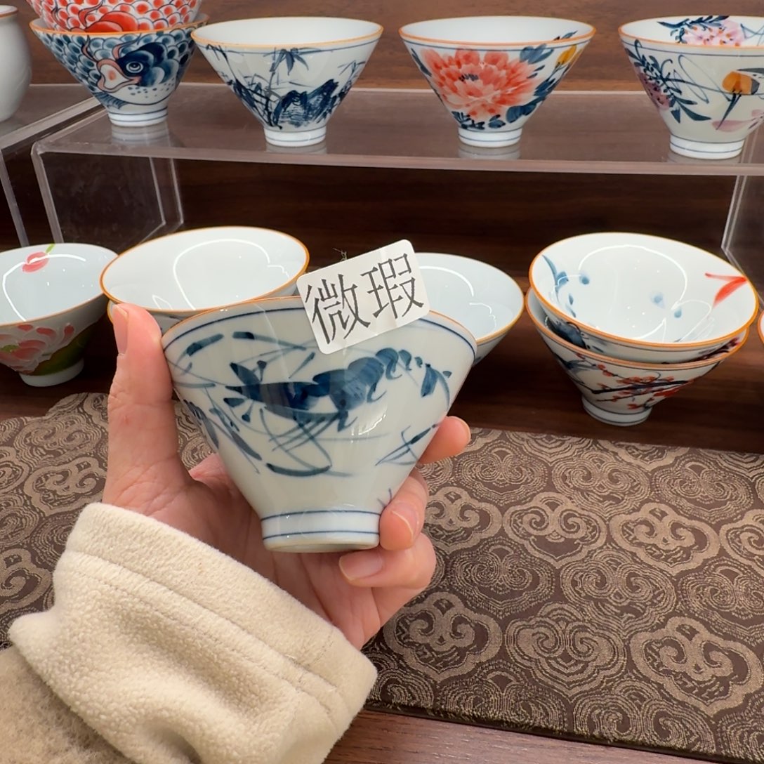 釉下手绘茶具微瑕