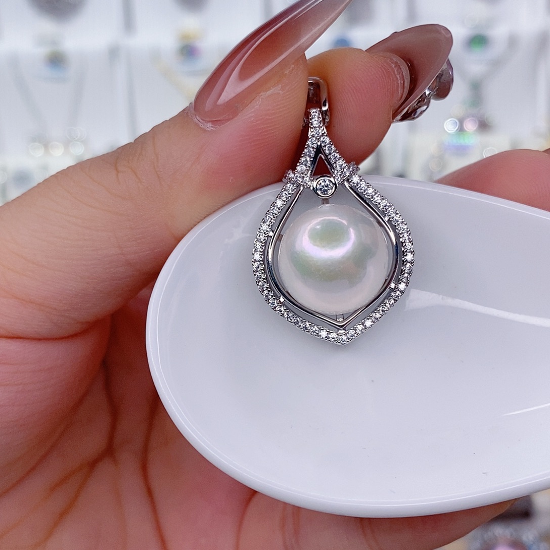 未镶嵌淡水珍珠吊坠(赠链)